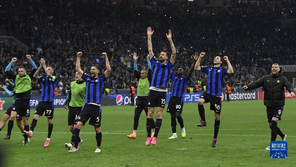 媒体人：北京国安要解散是假消息，想要帮助国安的人有很多