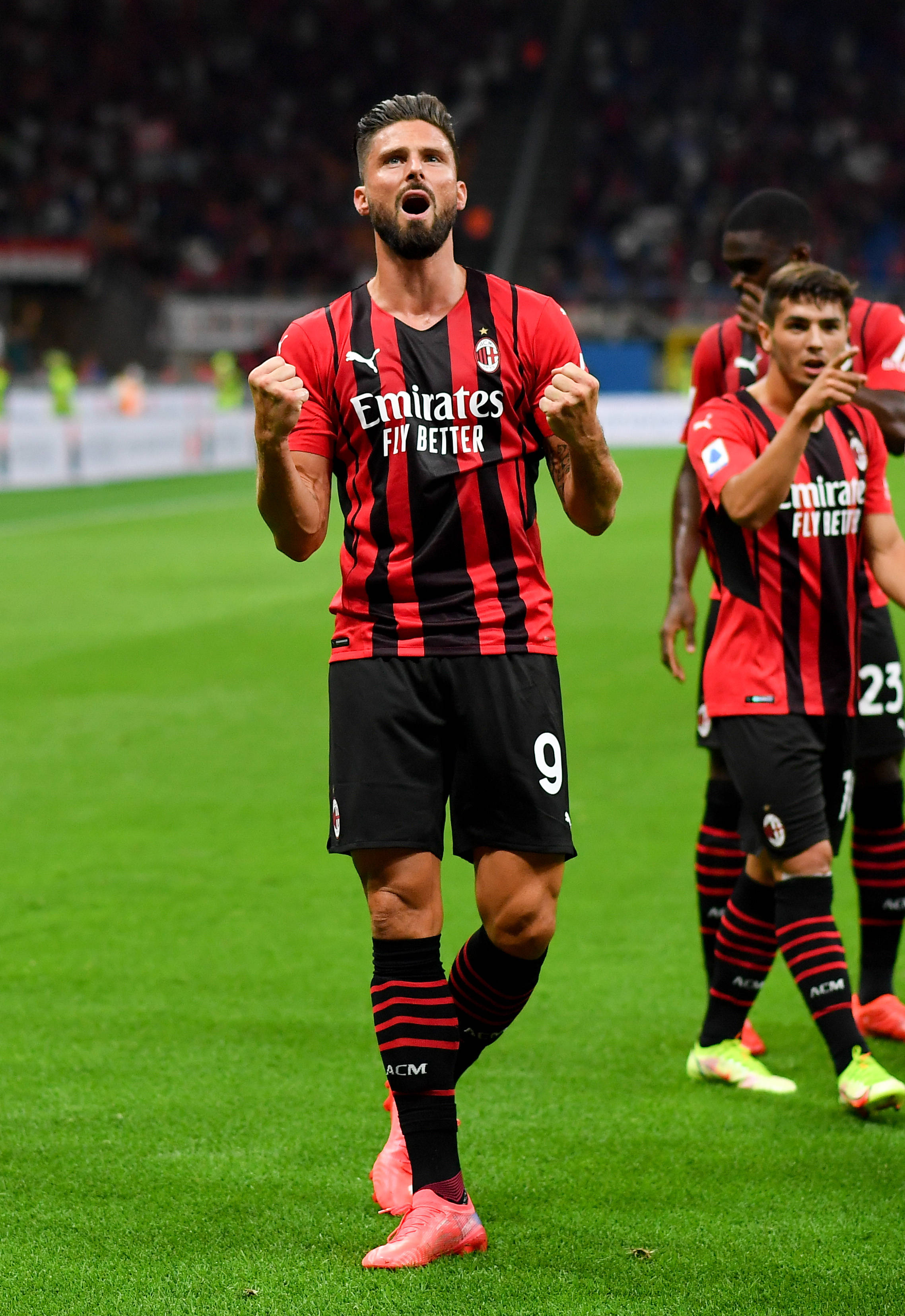 王大雷：九哥回来后带队打出了泰山精神，瓦科没拿金靴可惜