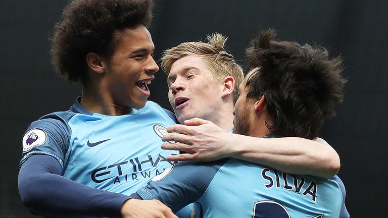 库普梅纳斯：我踢后卫感觉很好；斯帕莱蒂带来了积极的氛围