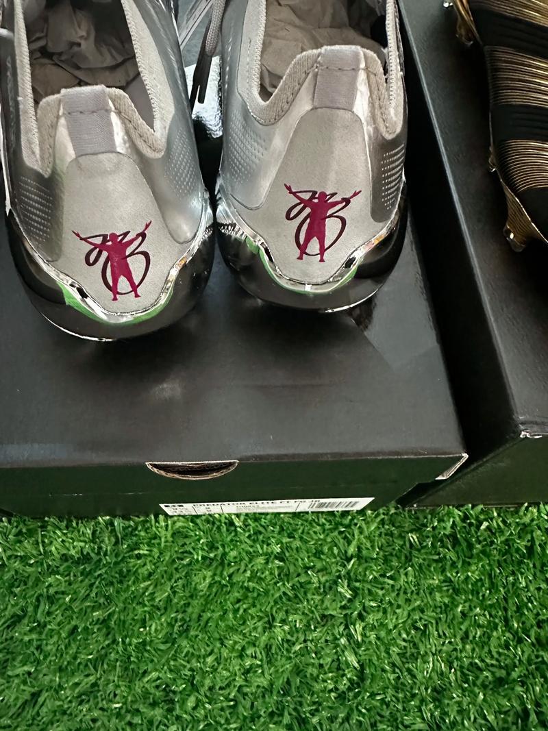 1次扛旗2次退赛！带伤出征的郑钦文，为何仍是湖北队的骄傲？