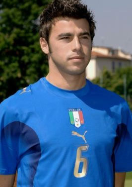 中超比赛回放：北京国安2-0击败广州队,（中超赛场回顾：北京国安2-0力克广州队）