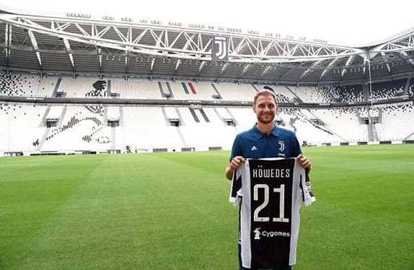 佩莱格里尼：伊斯科理应得到续约，安东尼并非故意踢到对方面部（佩莱格里尼：伊斯科配得上新合同，安东尼并非有意踢中对方面部）